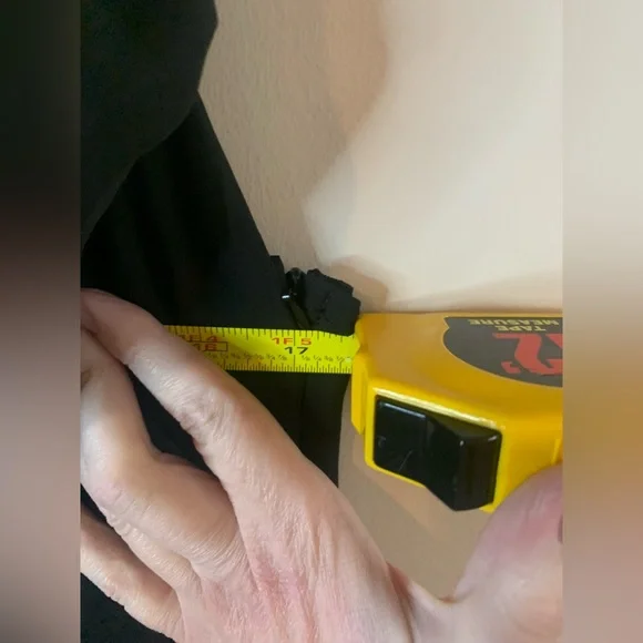 Petal and Pup Black Kamryn Maxi Dress - Picture 14 of 16